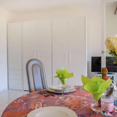 Residenza Lido 008 By Interhome * Locarno